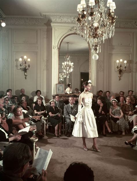 La storia di Christian Dior nella nuova serie Tv The .